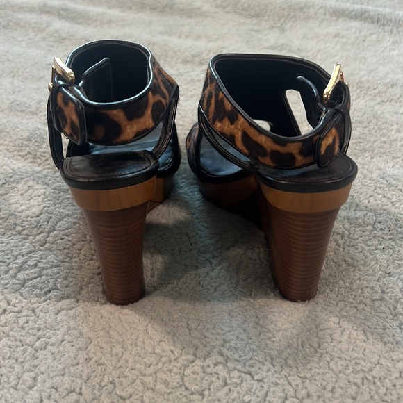 Michael kors wedges - Picture 3 of 3